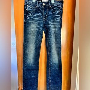 Men’s Buckle DepartmentWest Jeans